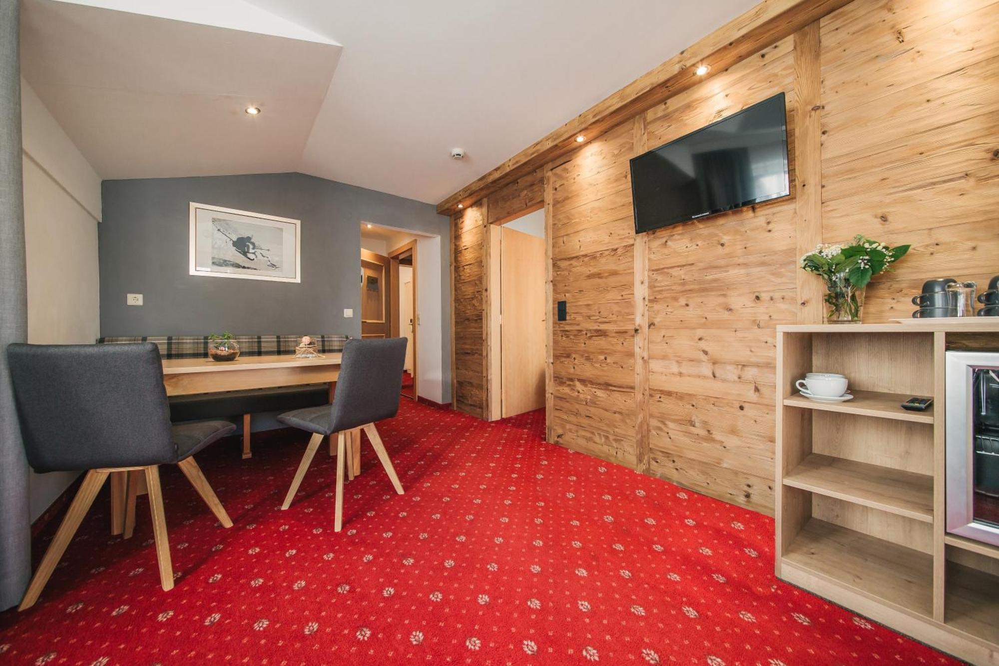 Arlen Lodge Hotel Inkl Premium Karte Im Sommer Sankt Anton am Arlberg Extérieur photo